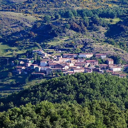 Apartamento La Majada De Penacorada * Fuentes de Peñacorada